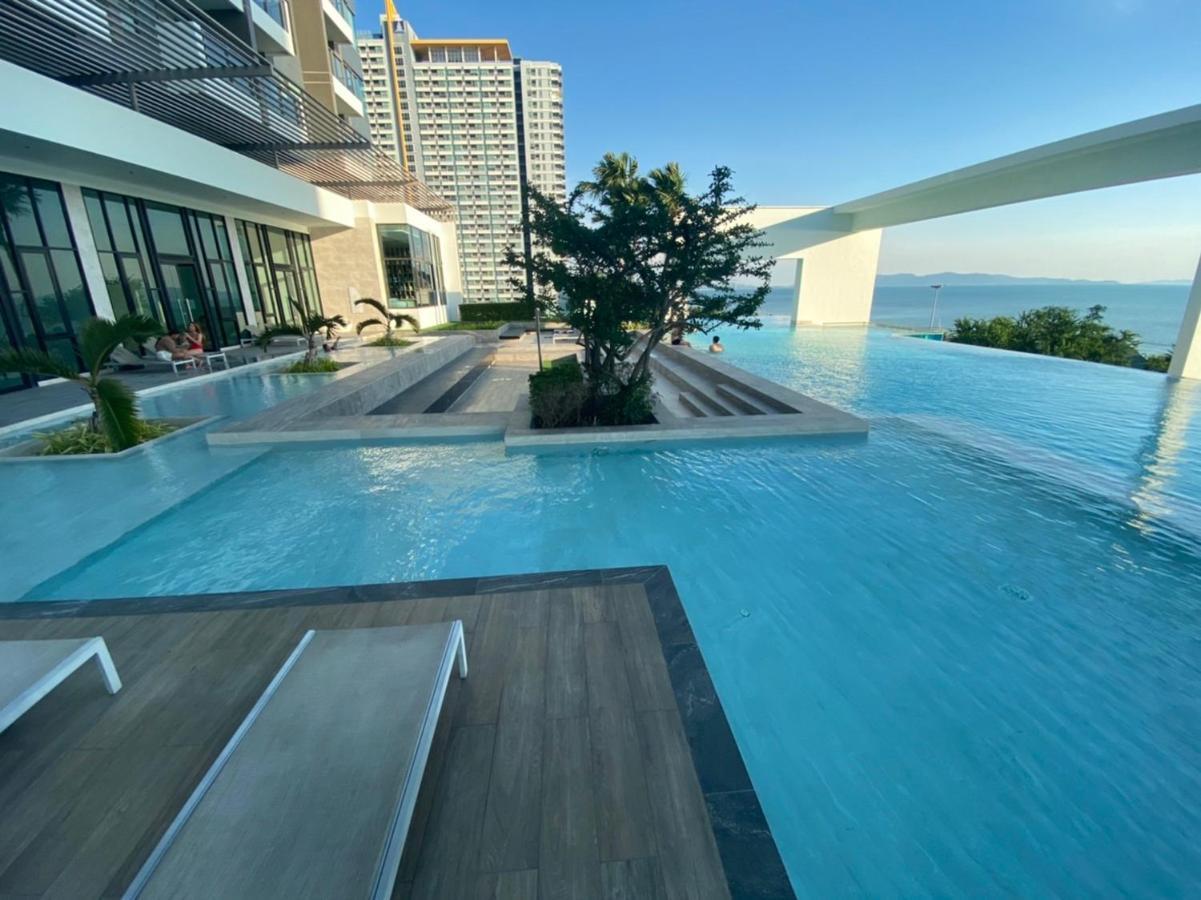 Aeras Jomtien By Cherry Aparthotel Exterior photo