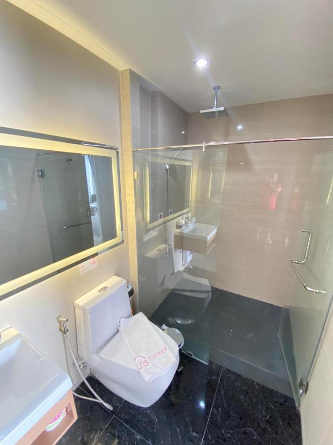 Aeras Jomtien By Cherry Aparthotel Exterior photo