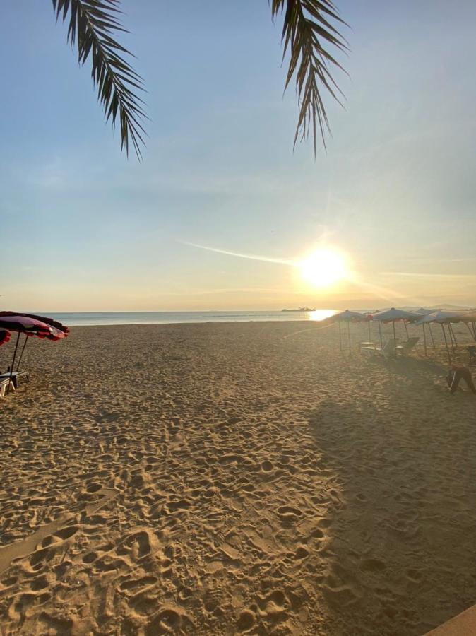 Aeras Jomtien By Cherry Aparthotel Exterior photo